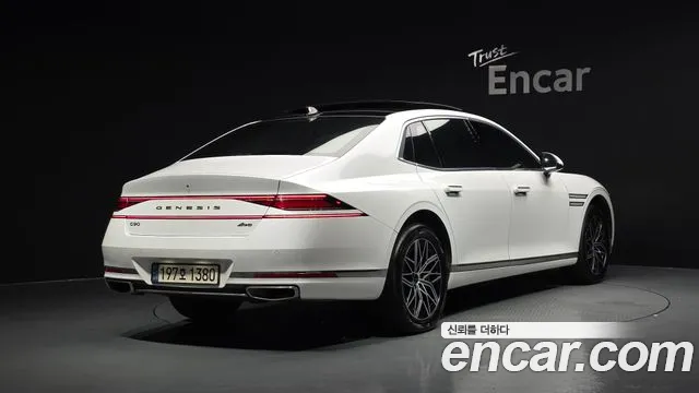 Genesis G90 2022 thumb 2