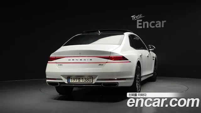 Genesis G90 2022 thumb 4