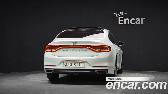 Hyundai Grandeur 2017 thumb 4
