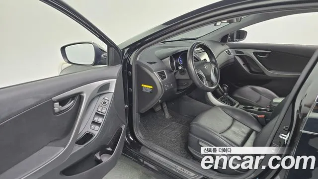 Hyundai Avante 2015 thumb 10