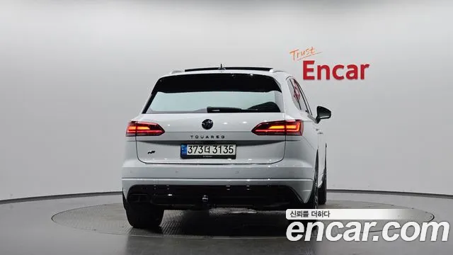 Volkswagen Touareg 2020 thumb 3