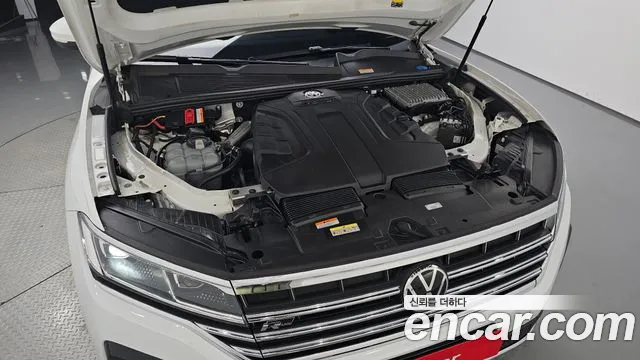 Volkswagen Touareg 2020 thumb 5