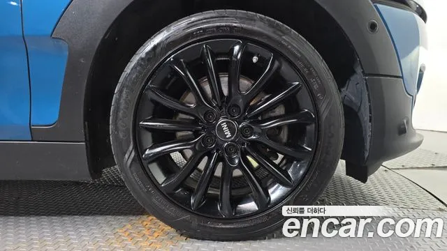 Mini Clubman 2021 thumb 5