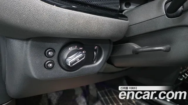 Mini Clubman 2021 thumb 11