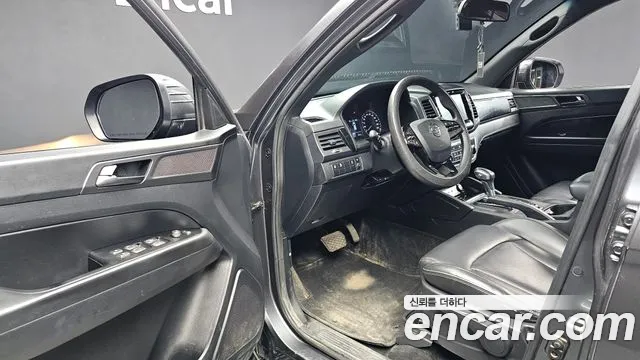 KG_Mobility_Ssangyong Rexton 2022 thumb 10