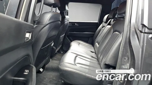 KG_Mobility_Ssangyong Rexton 2022 thumb 11