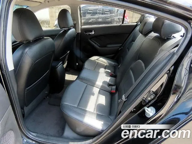 Kia K3 2013 thumb 6
