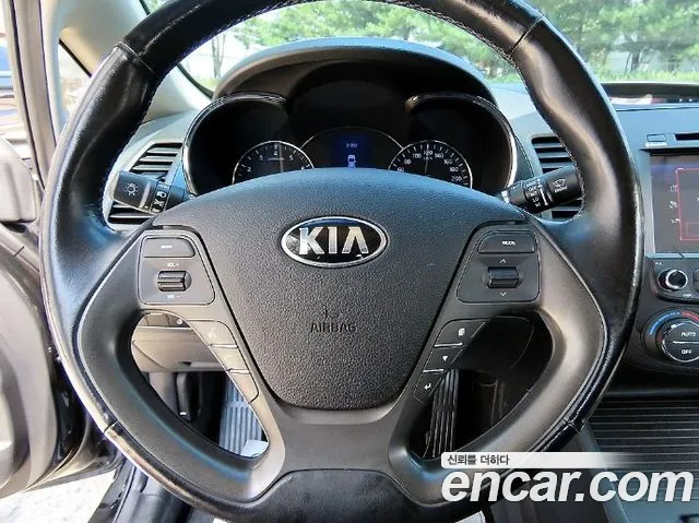 Kia K3 2013 thumb 8