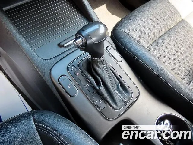 Kia K3 2013 thumb 10