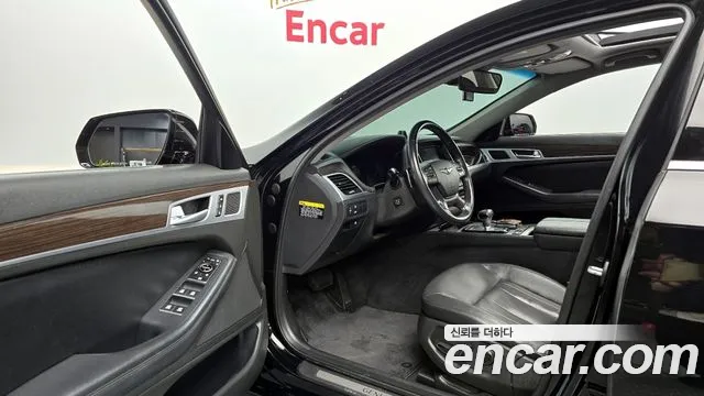 Genesis G80 2017 thumb 11