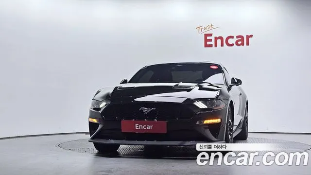 Ford Mustang Mach-E 2022 thumb 3