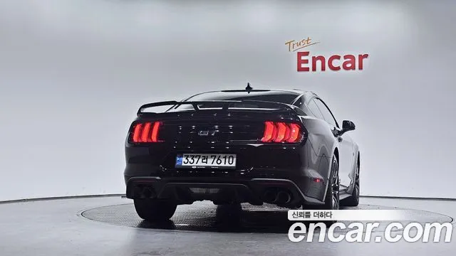 Ford Mustang Mach-E 2022 thumb 4