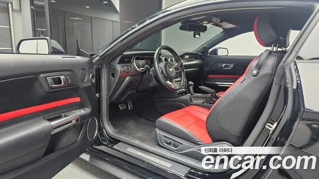 Ford Mustang Mach-E 2022 thumb 10
