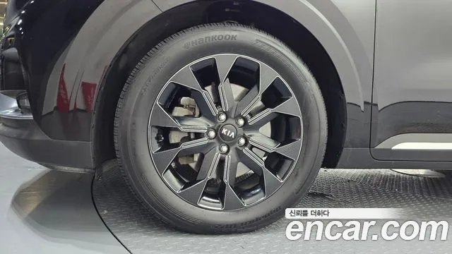 Kia Carnival 2020 thumb 5