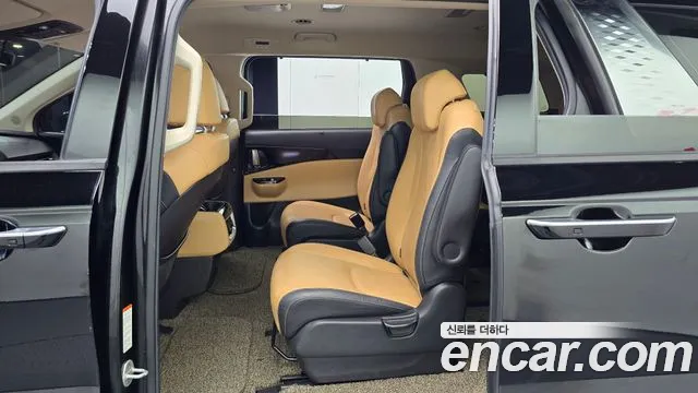 Kia Carnival 2020 thumb 12