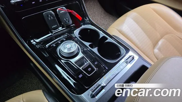 Kia Carnival 2022 thumb 9