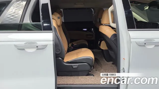 Kia Carnival 2022 thumb 12