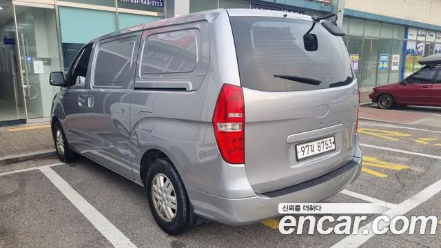 Hyundai Starex 2016 thumb 2