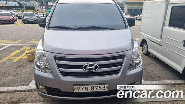 Hyundai Starex 2016 thumb 3