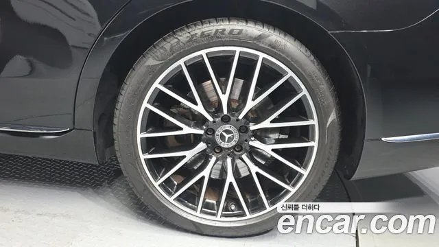 Mercedes-Benz S-Класс 2023 thumb 5