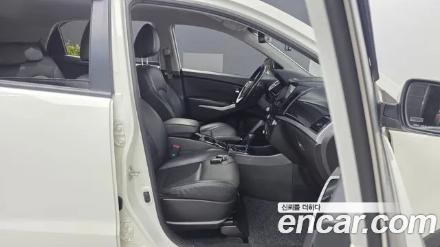 KG_Mobility_Ssangyong KORANDO 2018 thumb 11