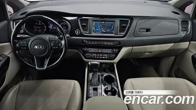 Kia Carnival 2019 thumb 7