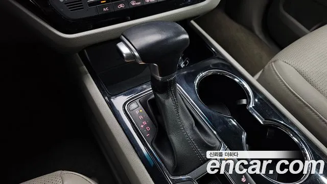 Kia Carnival 2019 thumb 9