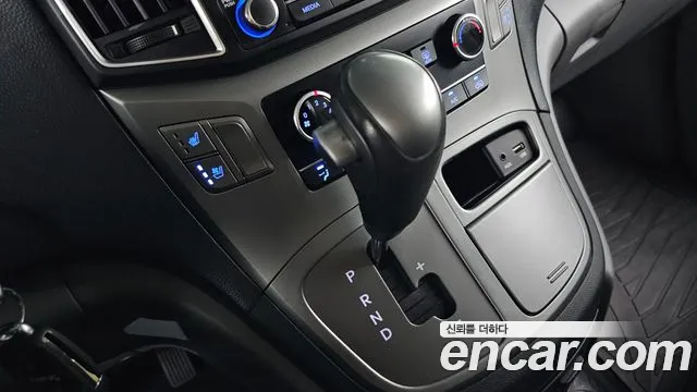 Hyundai Starex 2020 thumb 9