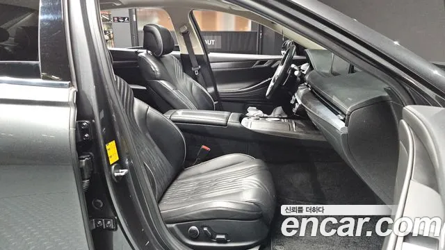 Genesis G80 2020 thumb 11