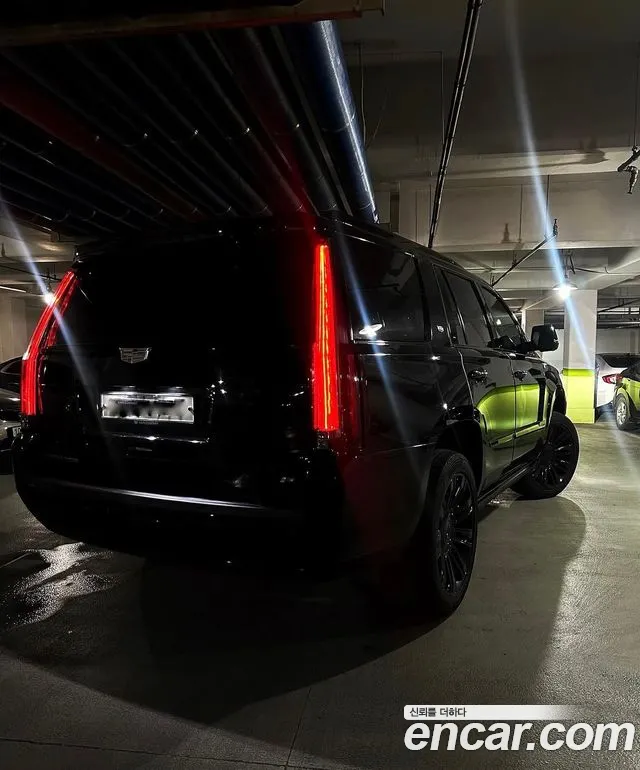 Cadillac Escalade 2015 thumb 3