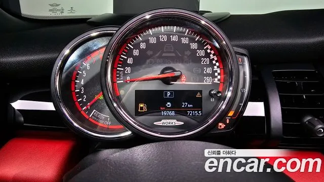Mini Cooper Convertible 2020 thumb 8