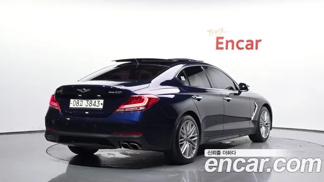 Genesis G70 2018 thumb 2