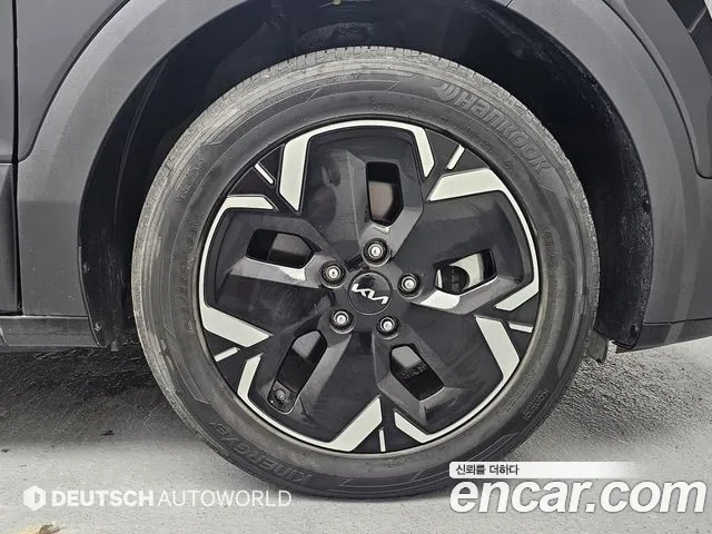 Kia Niro 2023 thumb 5