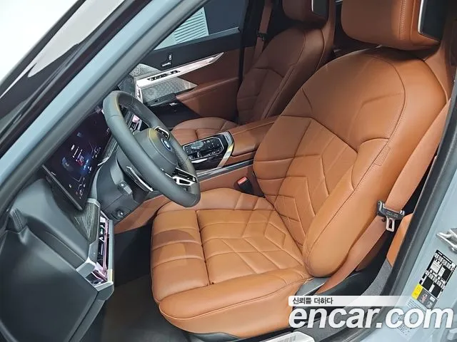 BMW 7 серии 2023 thumb 10