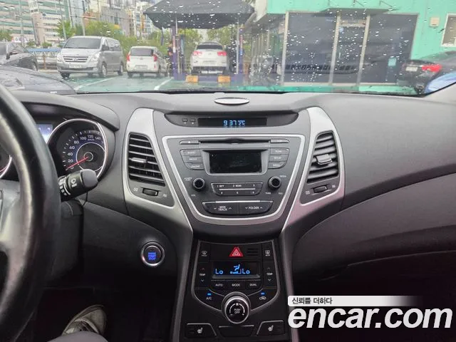 Hyundai Avante 2014 thumb 9