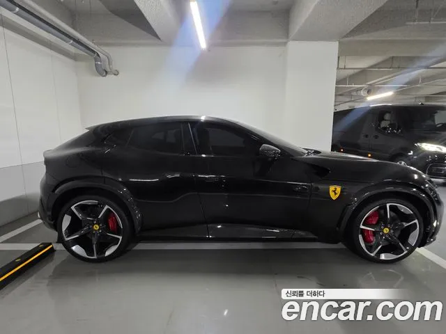 Ferrari Purosangue 2024 thumb 7