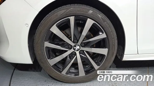 Peugeot 508 2019 thumb 5