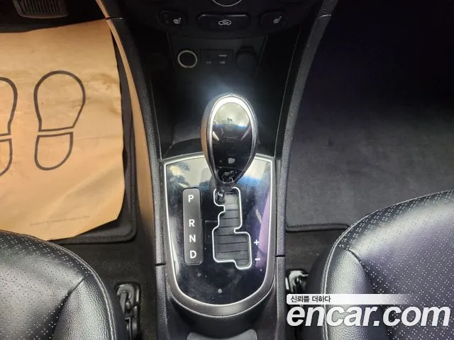 Hyundai Accent 2016 thumb 9