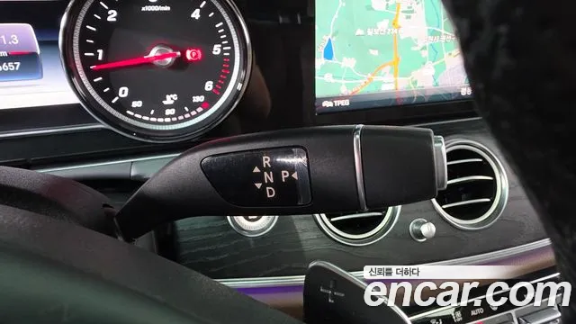 Mercedes-Benz E-Класс 2018 thumb 9