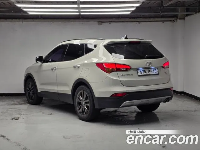 Hyundai Santa Fe 2014 thumb 2