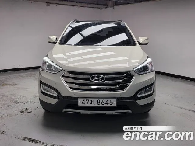 Hyundai Santa Fe 2014 thumb 3