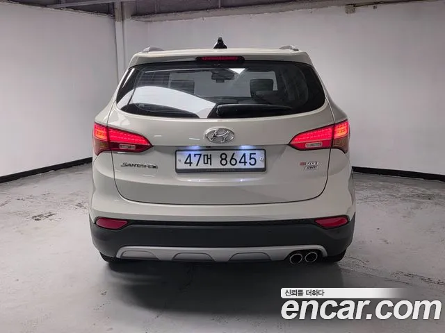 Hyundai Santa Fe 2014 thumb 4