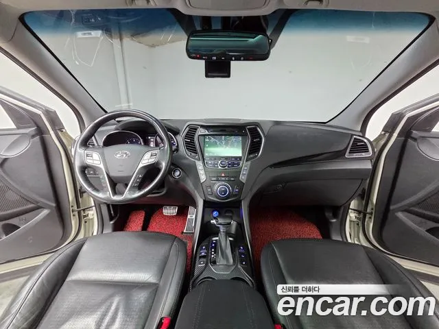 Hyundai Santa Fe 2014 thumb 6