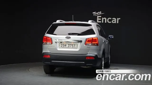 Kia Sorento 2009 thumb 4