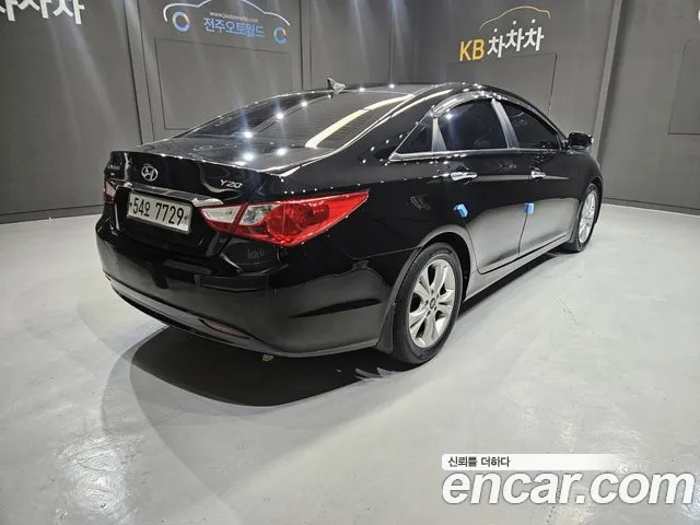 Hyundai Sonata 2011 thumb 2