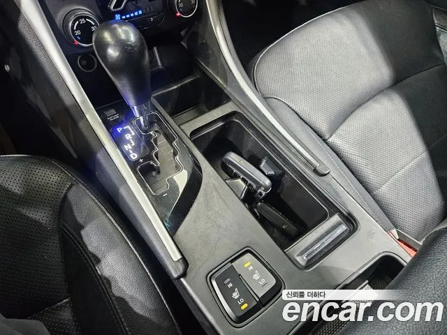 Hyundai Sonata 2011 thumb 9
