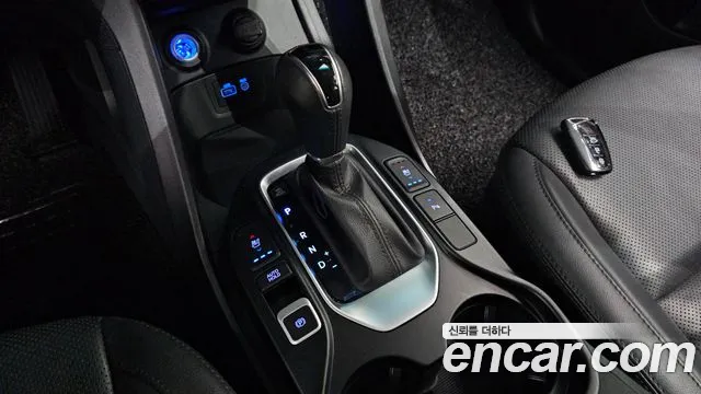 Hyundai Santa Fe 2015 thumb 9
