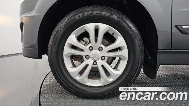 KG_Mobility_Ssangyong KORANDO 2016 thumb 5