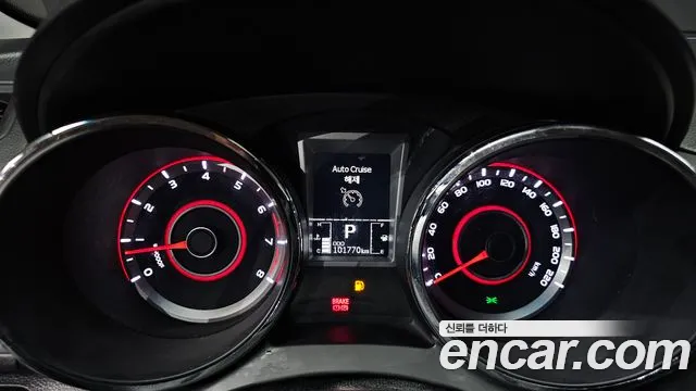 KG_Mobility_Ssangyong TIBOLI 2016 thumb 8