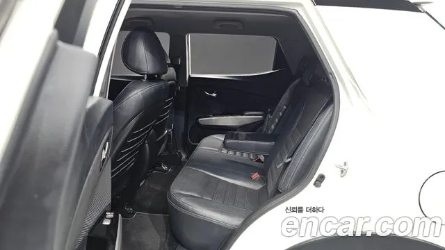 KG_Mobility_Ssangyong TIBOLI 2016 thumb 11
